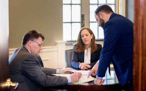 The Best Personal Injury Lawyer Near in Flanders for Your Claim